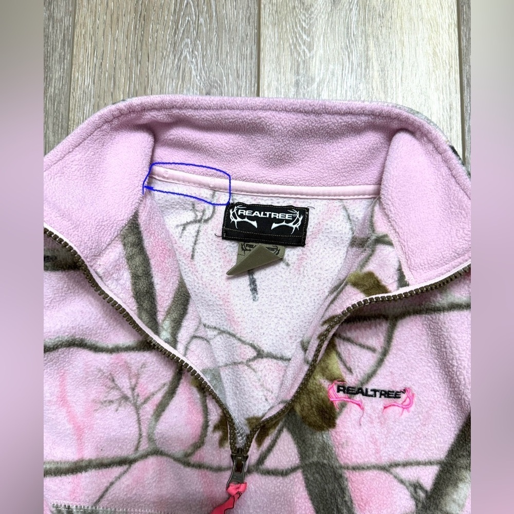 #2) Realtree Pink Camouflage Fleece Jacket size L (12-14) - Picture 4 of 7